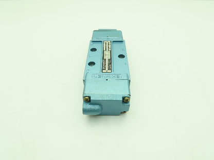 Skinner S4AACBX4 Pneumatic Directional Control Valve 5-Way 2 Pos 150PSI 1/2" NPT