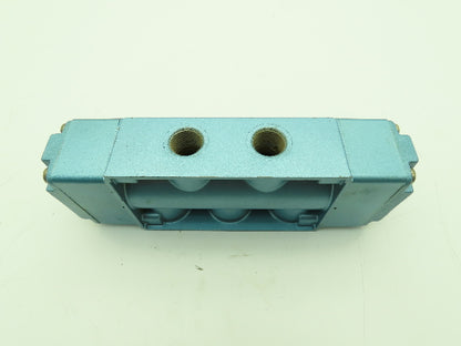 Skinner S4AACBX4 Pneumatic Directional Control Valve 5-Way 2 Pos 150PSI 1/2" NPT
