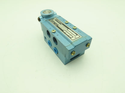 Skinner S3A0AEX3 Pneumatic Directional Control Valve 5-Way 2 Pos 150PSI 3/8" NPT