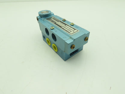 Skinner S3A0AEX4 Pneumatic Directional Control Valve 5-Way 2 Pos 150PSI 1/2" NPT