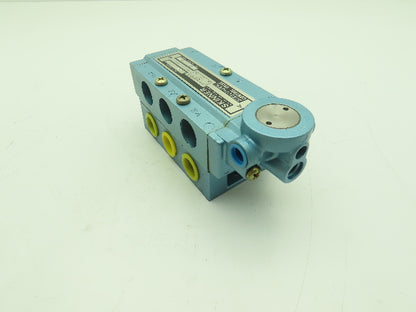 Skinner S3A0AEX4 Pneumatic Directional Control Valve 5-Way 2 Pos 150PSI 1/2" NPT