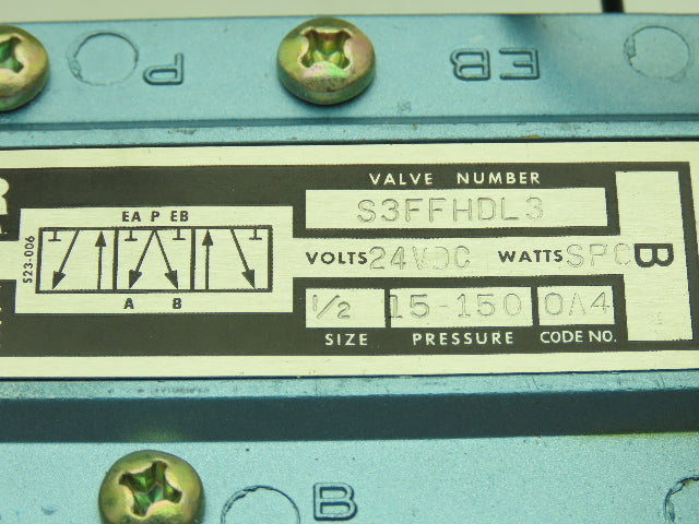 Skinner S3FFHDL3 Directional Control Valve 5-Way 3 Pos 24VDC 150PSI 3/8" NPT