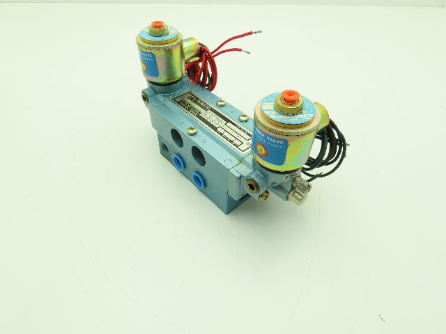 Skinner S3FFHDL3 Directional Control Valve 5-Way 3 Pos 24VDC 150PSI 3/8" NPT
