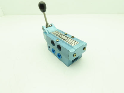 Skinner S3L0BFX3 Manual Directional Control Valve 5-Way 2 Pos 150PSI 3/8" NPT