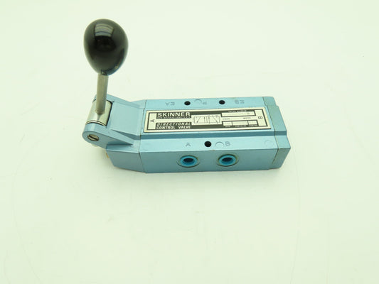 Skinner S3L0ACX2 Manual Directional Control Valve 5-Way 2 Pos 150PSI 1/4" NPT