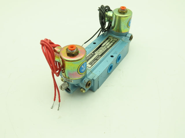Skinner S3RRJBL3 Directional Control Valve 5-Way 3 Pos 120V 150PSI 3/8" NPT