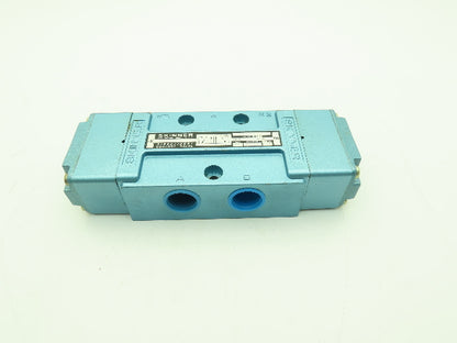 Skinner S4AACBX5 Pneumatic Directional Control Valve 5-Way 2 Pos 150PSI 3/4" NPT