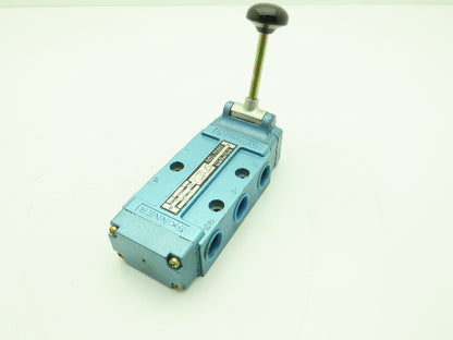Skinner S4LOBCX5 Manual Directional Control Valve 5-Way 2 Pos 150PSI 3/4" NPT