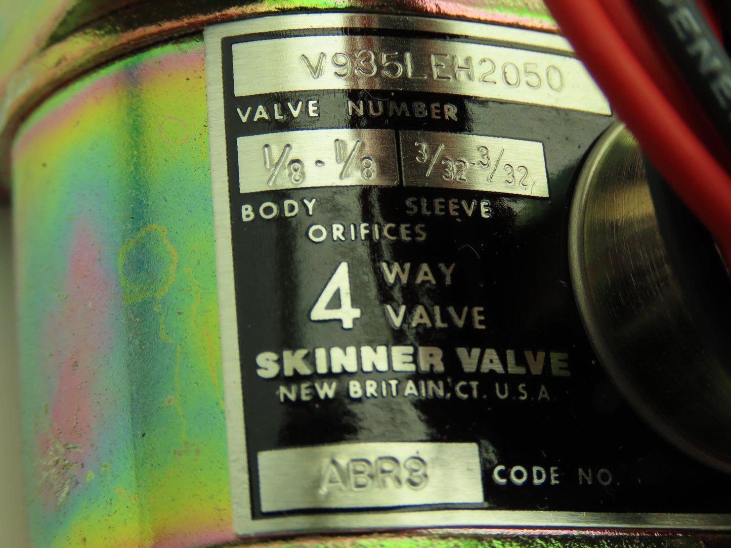 Honeywell Skinner V935LEH2050 Solenoid Valve 4-Way NO/NC 50PSI 120V 1/4" NPT
