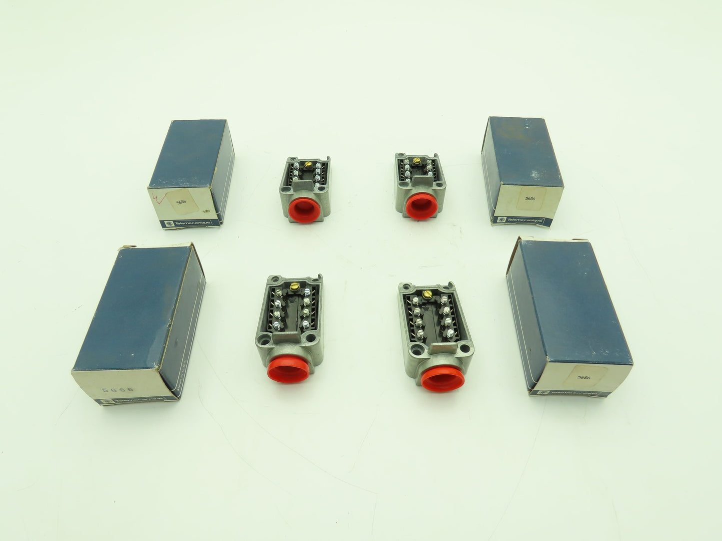 Telemecanique 5686 Limit Switch Back Cover Assy 8 Terminal Lot of 4