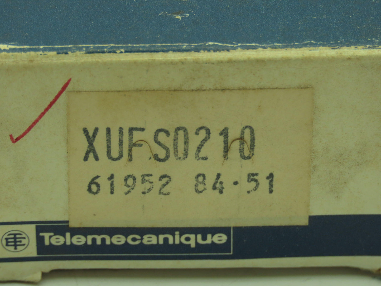 Telemecanique XUFS0210 Glass Fibre Optic Light Guide Cordset Cracked Outer Layer