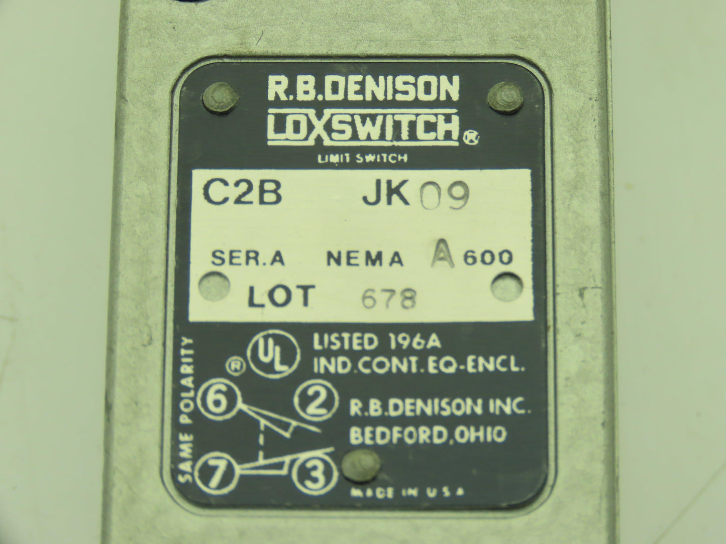 R.B Denison C2BJK09 Lox-Switch Limit Switch NO NC Contacts Telemecanique