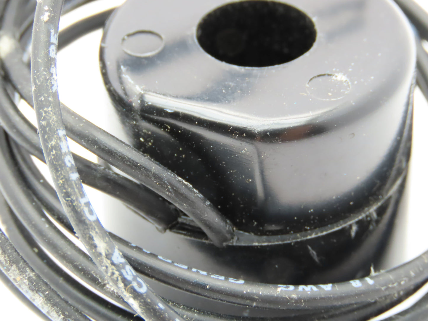 Honeywell Skinner V5-7735-F24 Solenoid Coil 1/2" ID