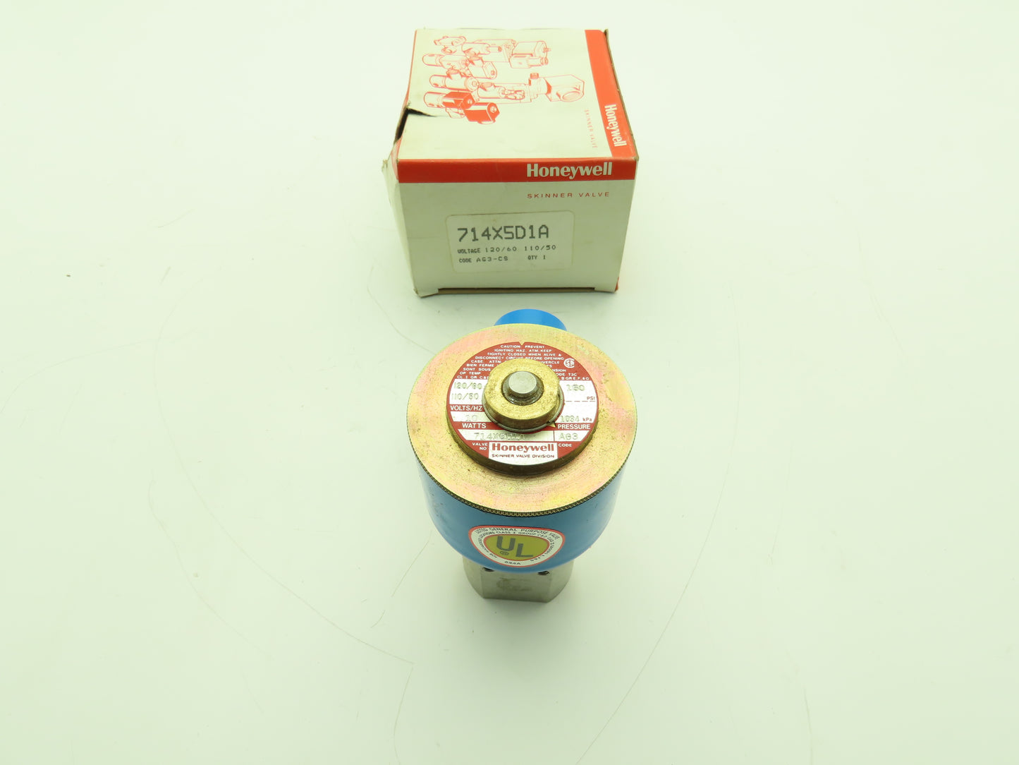 Honeywell Skinner 714X5D1A Solenoid Valve 3-Way NC 120V 150 PSI 1/8" NPT