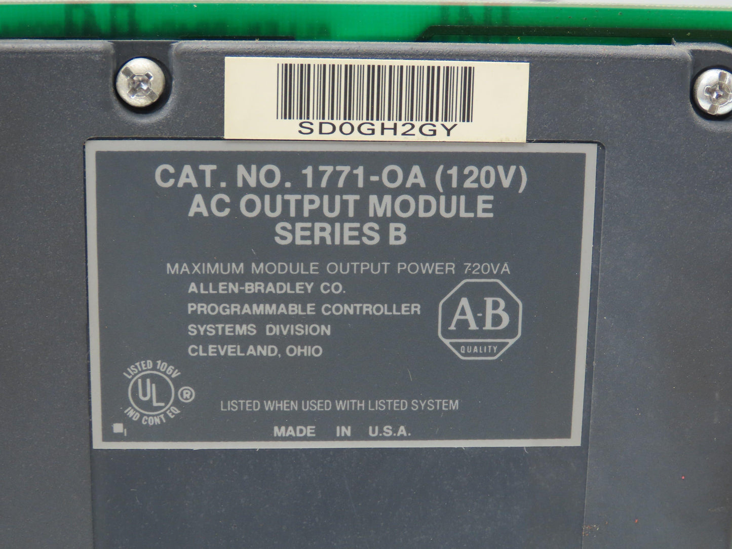 Allen Bradley 1771-A4B 16-Slot PLC Chassis Rack Remote I/O Adapter Output Module