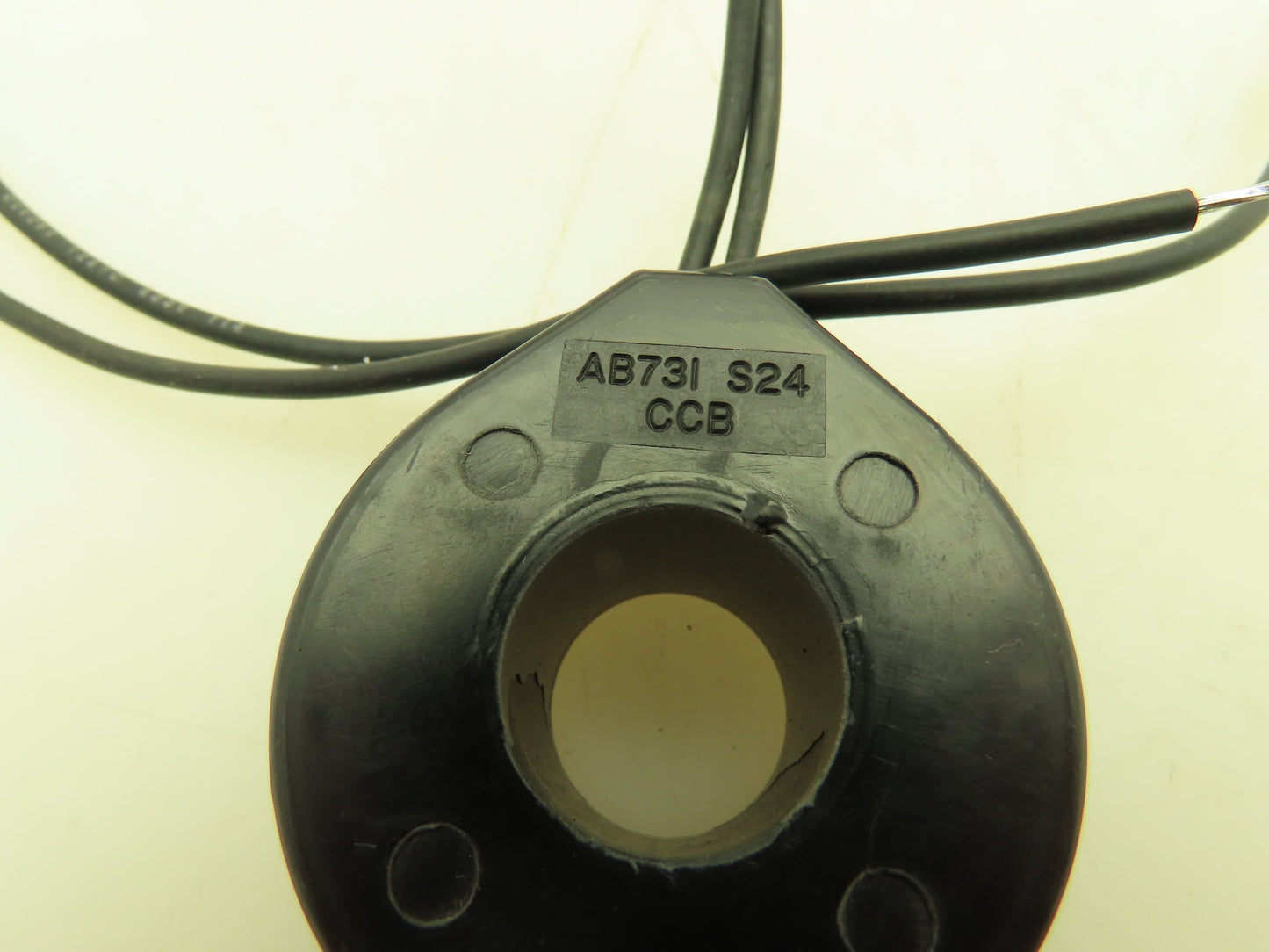 Honeywell Skinner AB731 S24 Valve Solenoid Coil 18" Leads 3/4" ID Parker