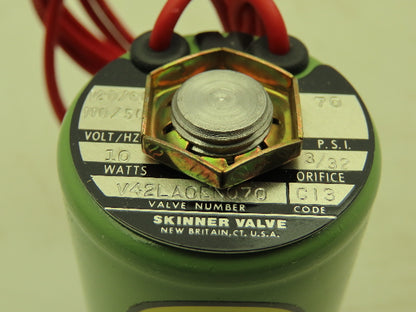 Honeywell Skinner V42LA0EN070 Solenoid Valve 2-Way NC 120V 70 PSI 1/4" NPT