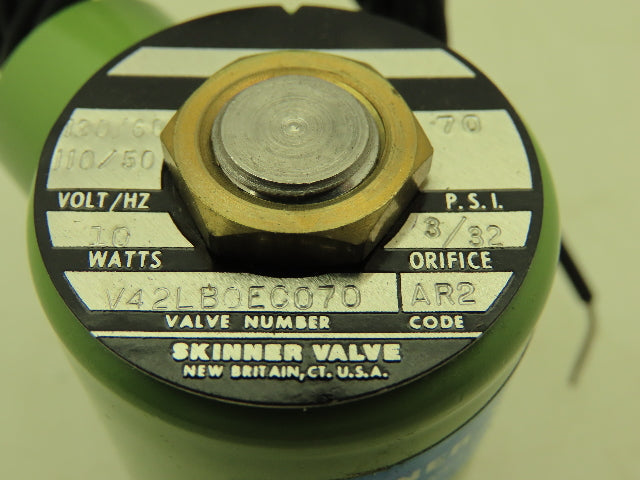 Honeywell Skinner V42LB0EC070 Solenoid Valve 2-Way NC 120V 70 PSI 1/4" NPT