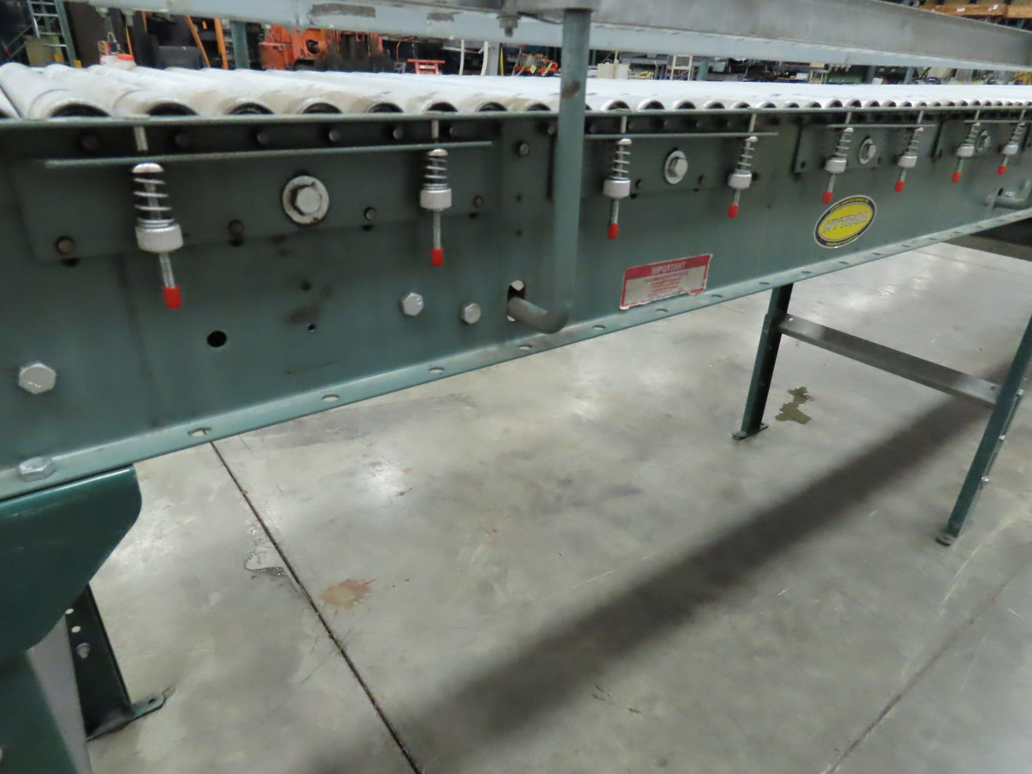 Hytrol 24"x 16' (22"BF) Power Roller Accumulation Conveyor 1Hp V-Belt End Drive