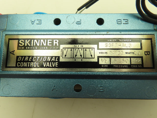 Honeywell Skinner S3FFHAL3 Directional Control Spool Valve 5/3 24VDC 3/8" NPT