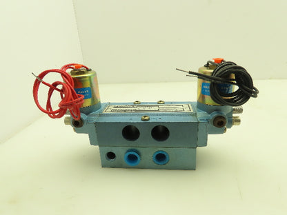 Skinner S3HHGDL4 Directional Control Spool Valve 5 Port 3 Pos 240V 3/8" NPT