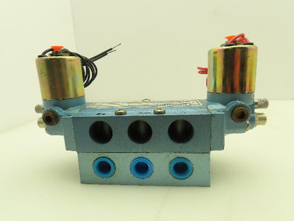 Skinner S3HHGDL4 Directional Control Spool Valve 5 Port 3 Pos 240V 3/8" NPT