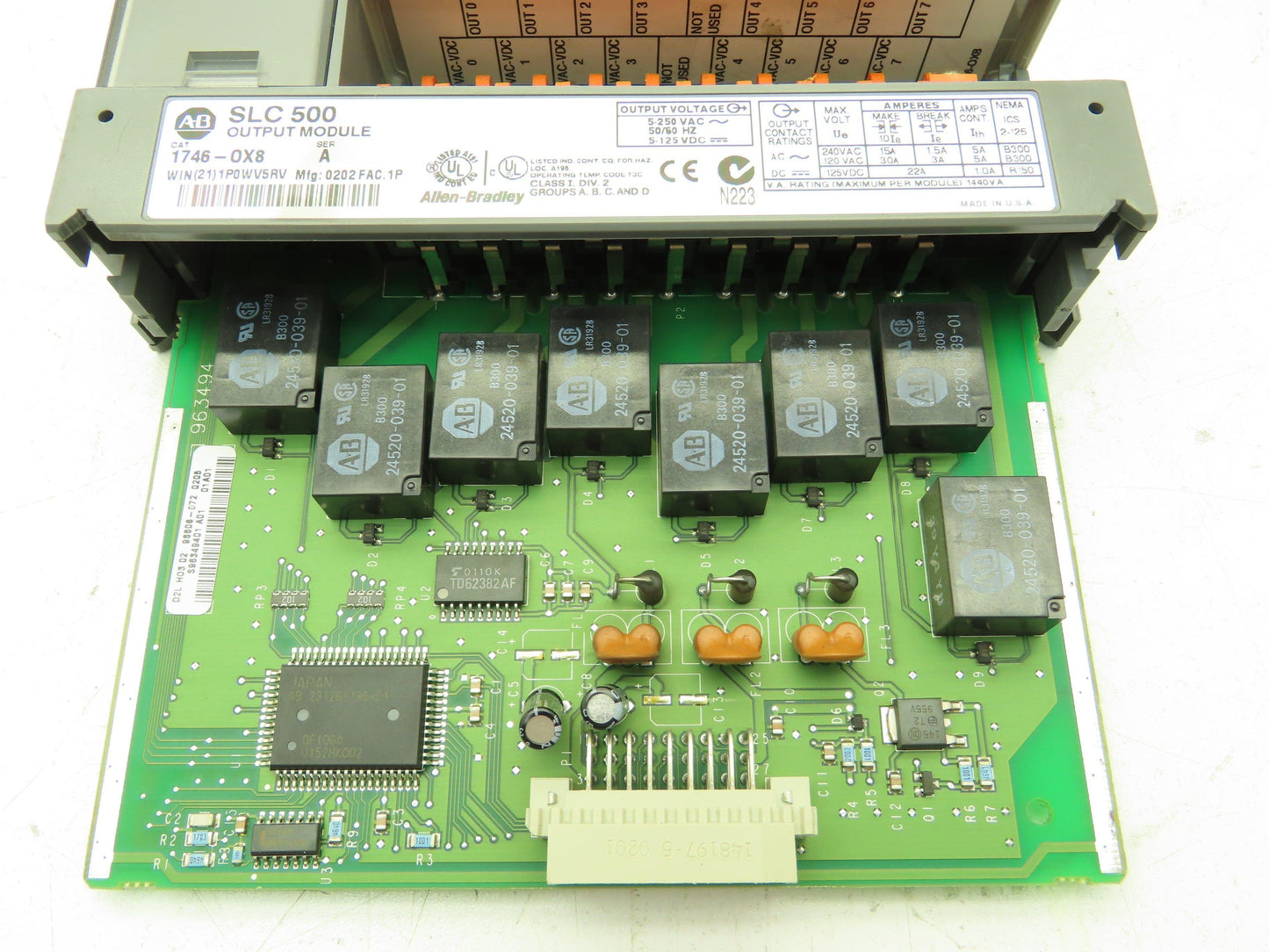 Allen-Bradley 1746-OX8 SLC500 Isolated Relay 8 Pt Output Module Ser A  Lot of 4