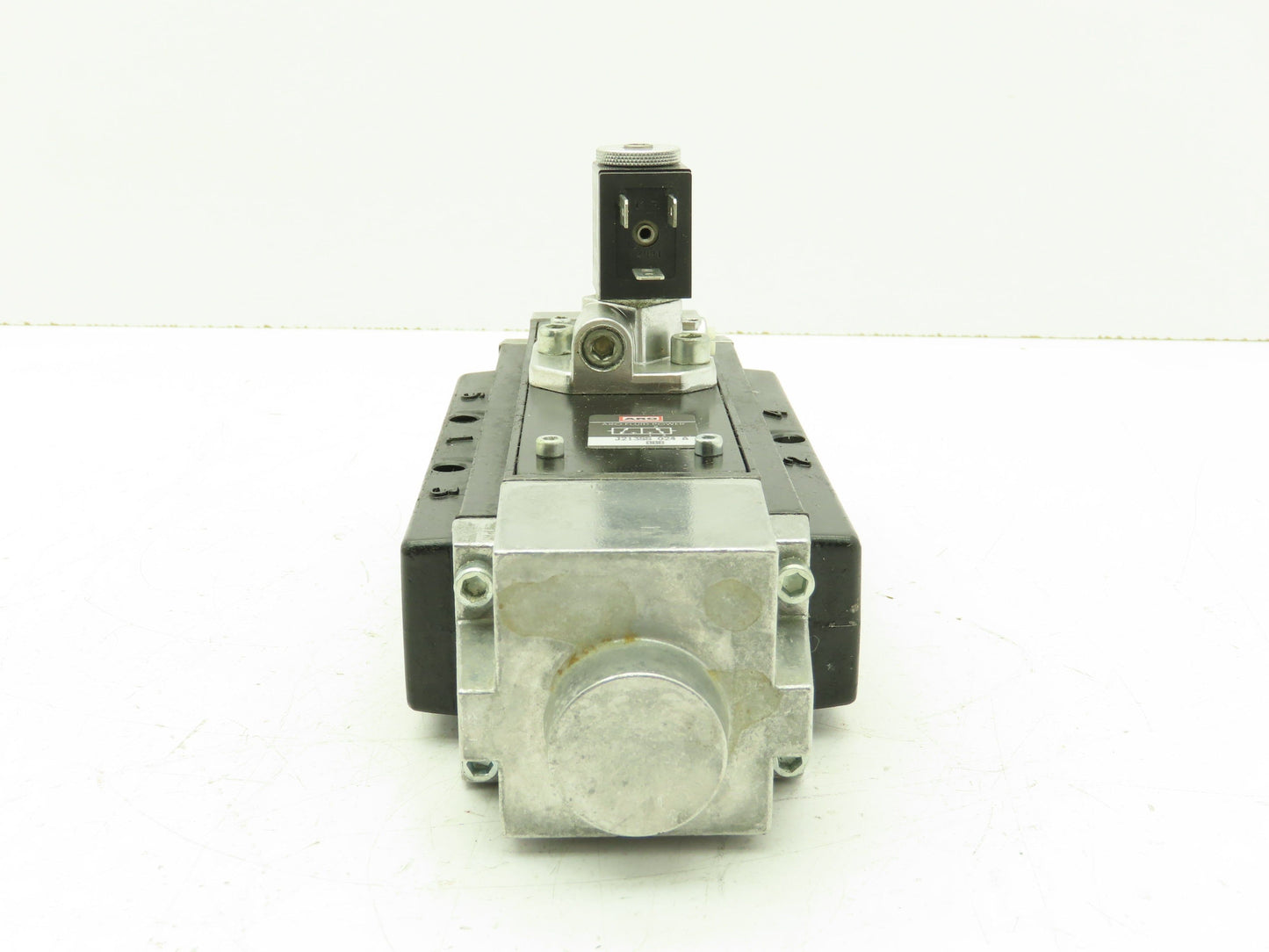 Aro J213SS-024-A Solenoid Spool Valve 5-Way 2 Pos 24V AC/DC 3/8" NPT