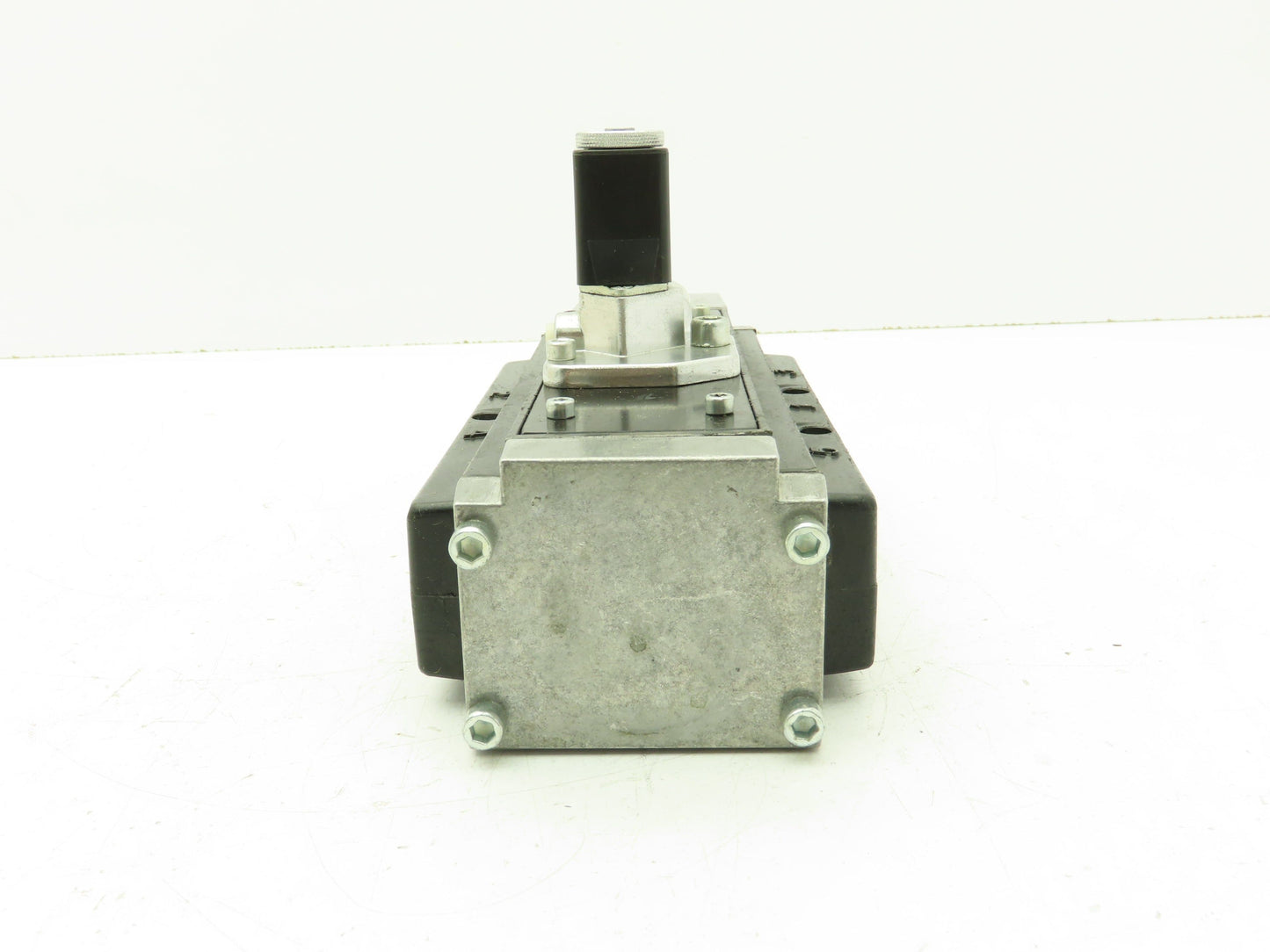 Aro J213SS-024-A Solenoid Spool Valve 5-Way 2 Pos 24V AC/DC 3/8" NPT