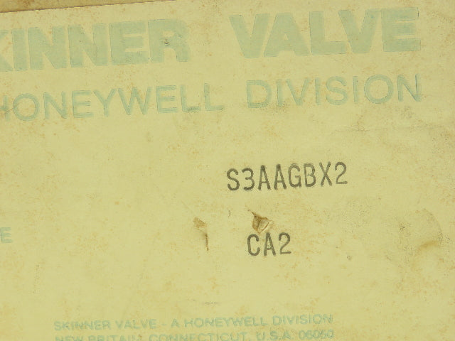 Skinner S3AAGBX2 Pneumatic Directional Control Valve 5-Way 3 Pos 150 PSI 1/4"NPT