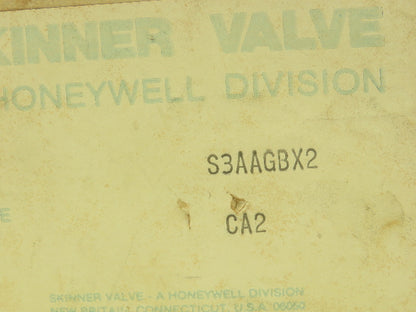 Skinner S3AAGBX2 Pneumatic Directional Control Valve 5-Way 3 Pos 150 PSI 1/4"NPT