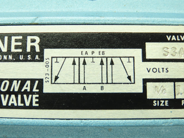 Skinner S3AAGBX2 Pneumatic Directional Control Valve 5-Way 3 Pos 150 PSI 1/4"NPT