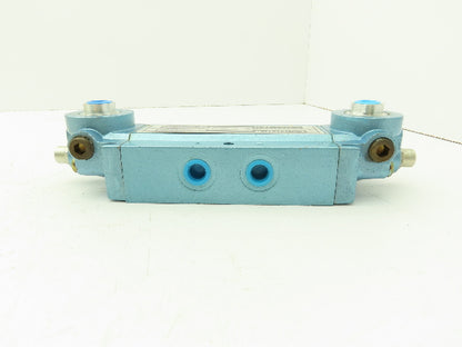 Skinner S3AAGBX2 Pneumatic Directional Control Valve 5-Way 3 Pos 150 PSI 1/4"NPT