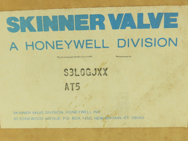 Skinner S3L0GJXX Manual Directional Control Valve 5-Way 3 Pos Spring Return