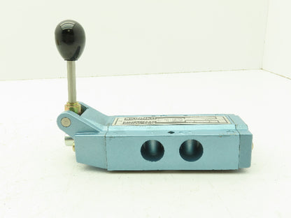 Skinner S3L0GJXX Manual Directional Control Valve 5-Way 3 Pos Spring Return