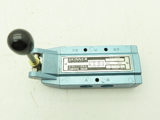 Skinner S3L0GJXX Manual Directional Control Valve 5-Way 3 Pos Spring Return