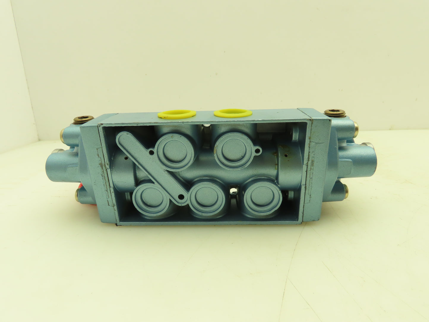 Skinner S3KKCAL4 Directional Control Valve 5-Way 2 Pos 120V 150 PSI 1/2" NPT