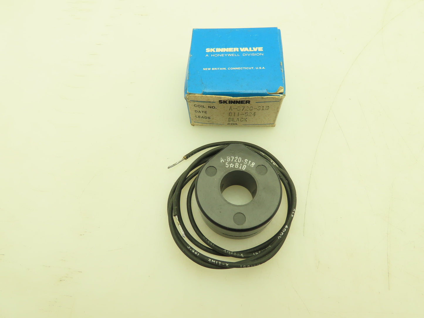 Honeywell Skinner A-B720-S18 Valve Solenoid Coil Black 18" Leads