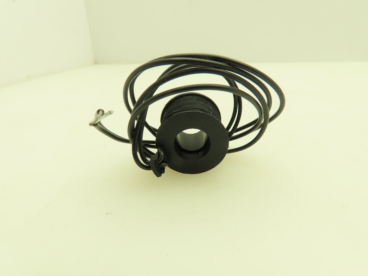 Honeywell Skinner CMB-2231-N18 Solenoid Valve Coil 26-31 OHMS