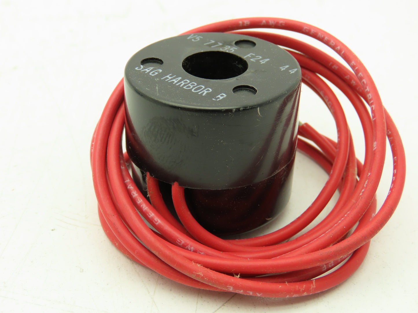 Honeywell Skinner V5-7735-F24 Solenoid Valve Coil 90VDC