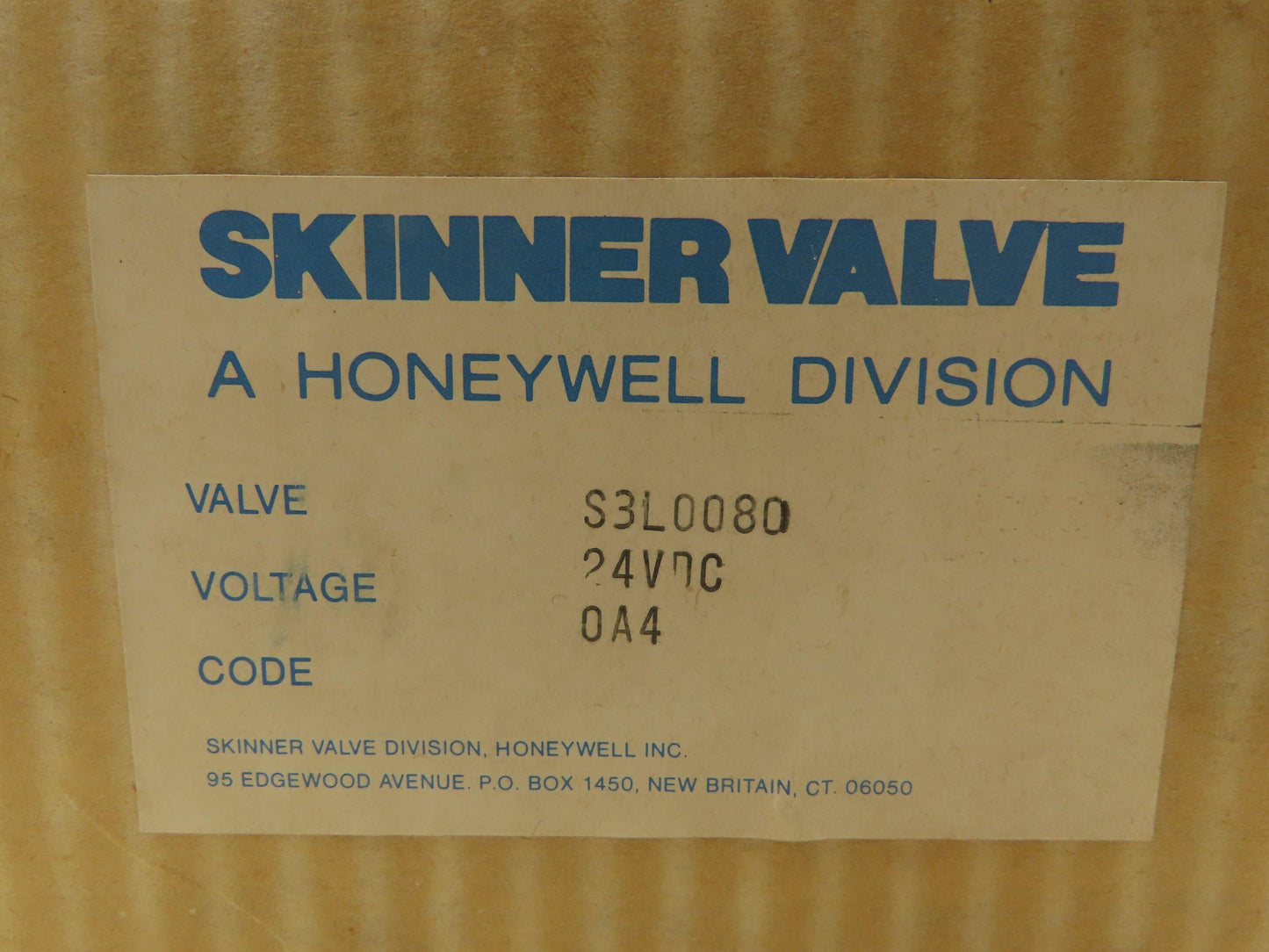 Honeywell Skinner S3L0080 Directional Control Valve 5-Way 2 Pos 24VDC 150PSI 3/8