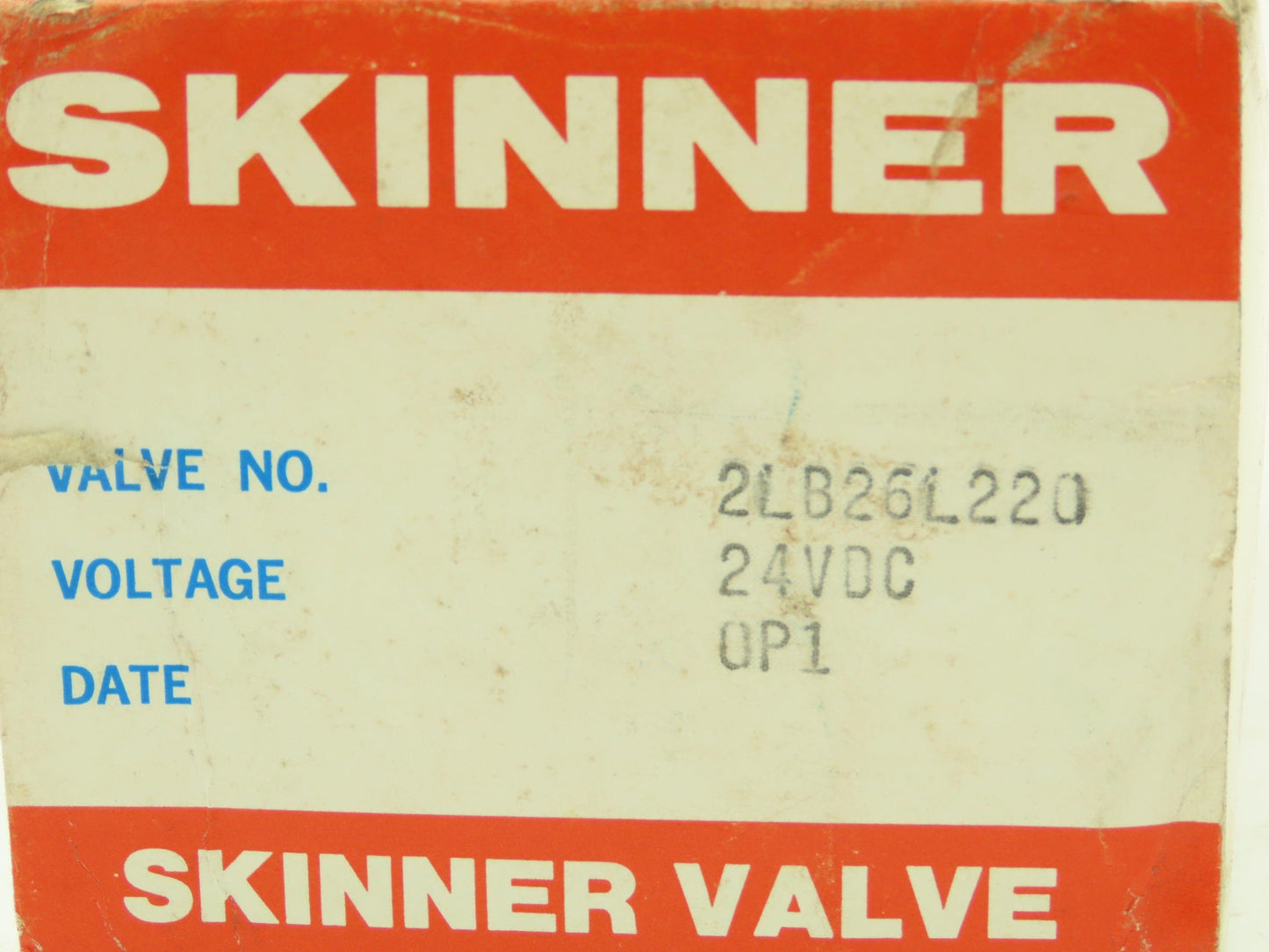 Skinner Lancer 2LB26L220 Stainless Solenoid Valve 2-Way NC 24VDC 40 PSI 1/2" NPT