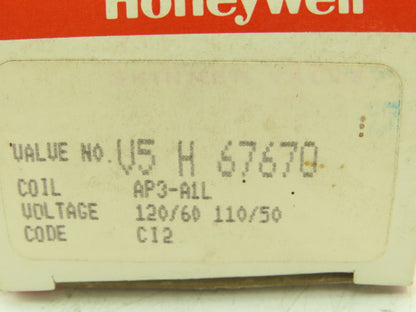 Honeywell Skinner V5H67670C Solenoid Valve 3-Way NC 120V 150 PSI 1/4" NPT