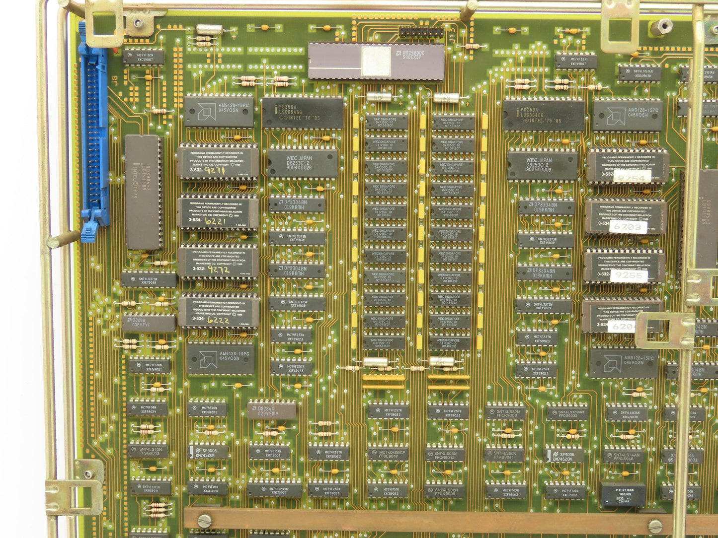 Cincinnati Milacron 3-533-0822GB Motherboard Circuit Board Rack