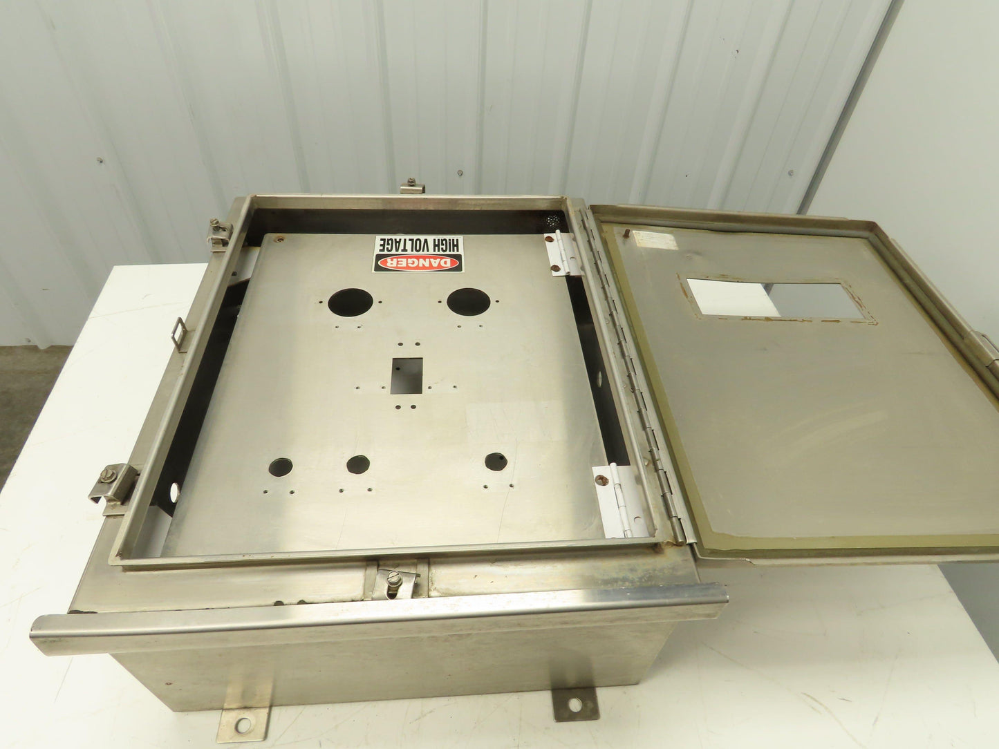 Hoffman Stainless Steel Electrical Enclosure 24x20x10" 3R 4X Front & Back Plate