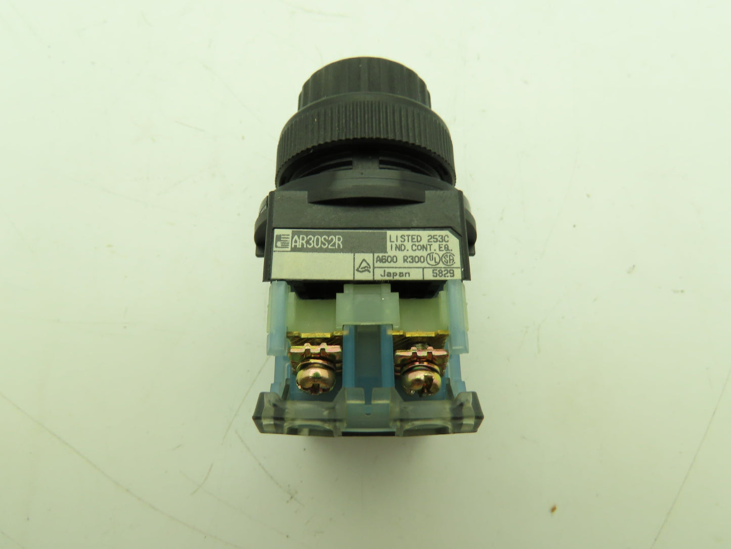 Fuji AR30S2R Combination Push Button Selector Switch NO Contacts Lot of 4