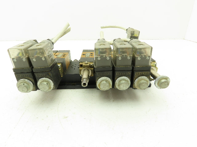Pneumax 505.52.0.12 Pneumatic 8-Station MB57 Solenoid Valve Bank 120V