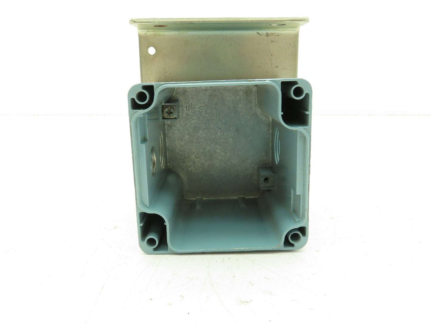 Telemecanique 2-Position Key Selector Switch Steel Control Box 1NO Contact 3x3"