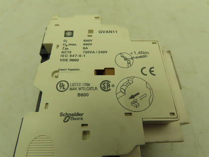 Square D Telemecanique Manual Motor Starter Contactor 3Ph 2.5A 690V 120V Coil