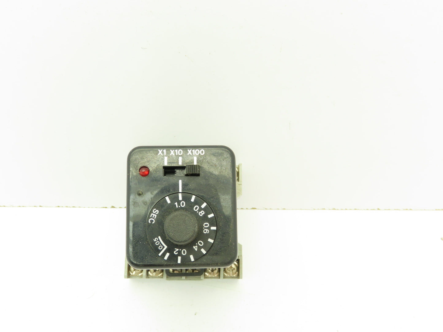 Eagle Signal Controls 72Q2A601 Time Delay Relay Timer 0.05-100 Sec Delay On